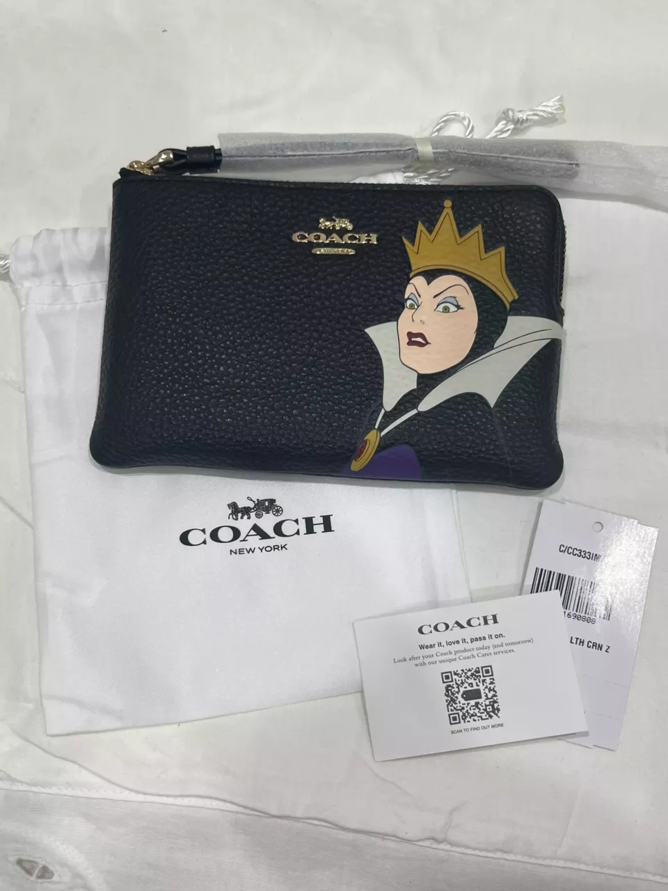 Disney X Coach Corner Zip Wristlet With cheapest Evil Queen Motif